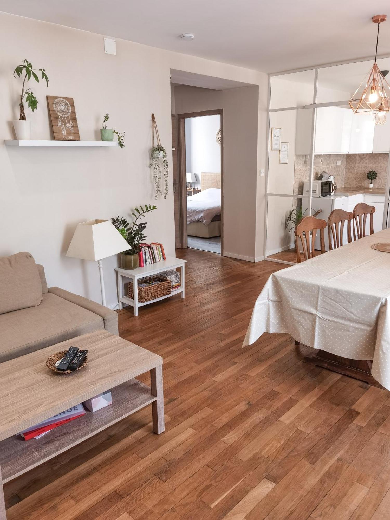 Verriere & Parement En Centre-Ville Epinal Luaran gambar