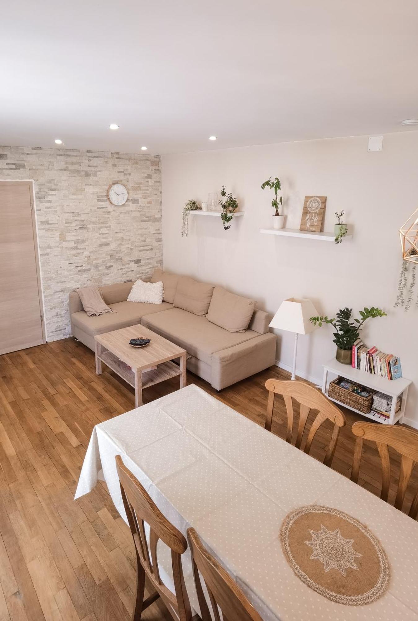 Verriere & Parement En Centre-Ville Epinal Luaran gambar