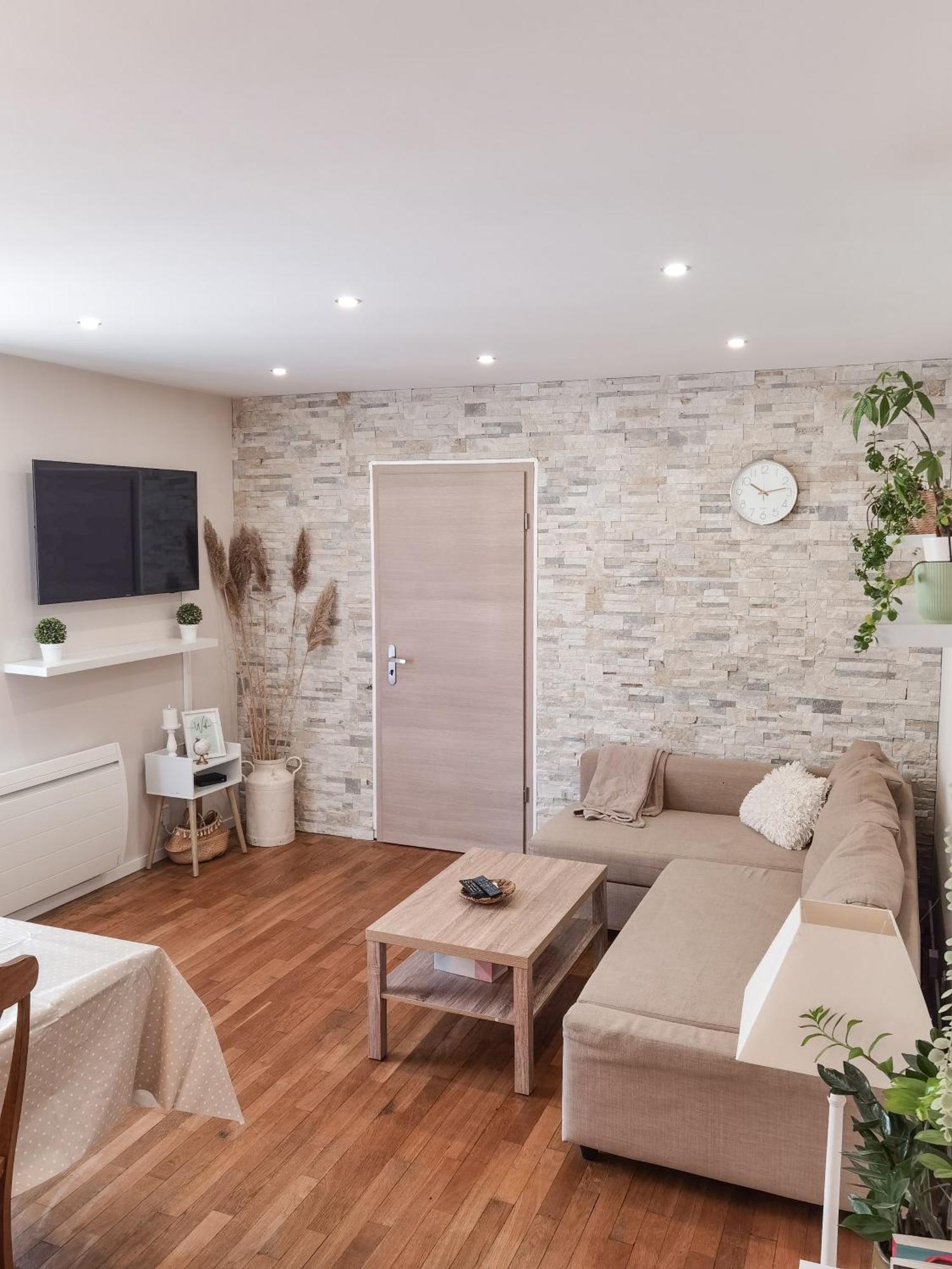 Verriere & Parement En Centre-Ville Epinal Luaran gambar